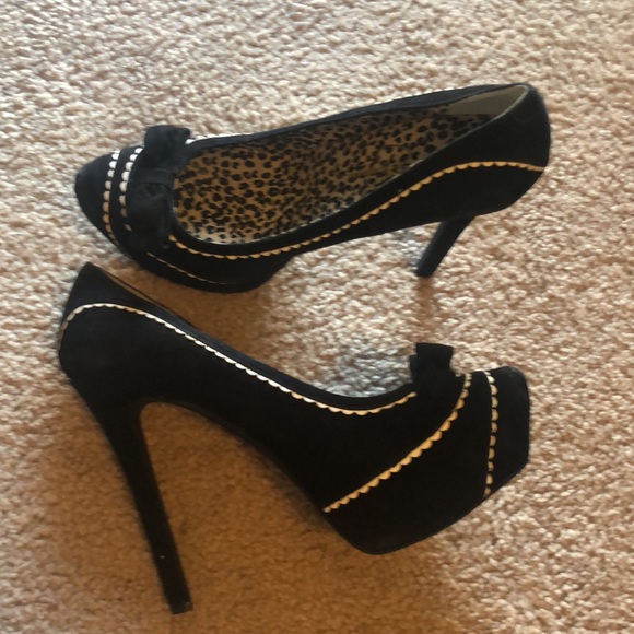 Jessica Simpson George Black Suede heels - Picture 3 of 5